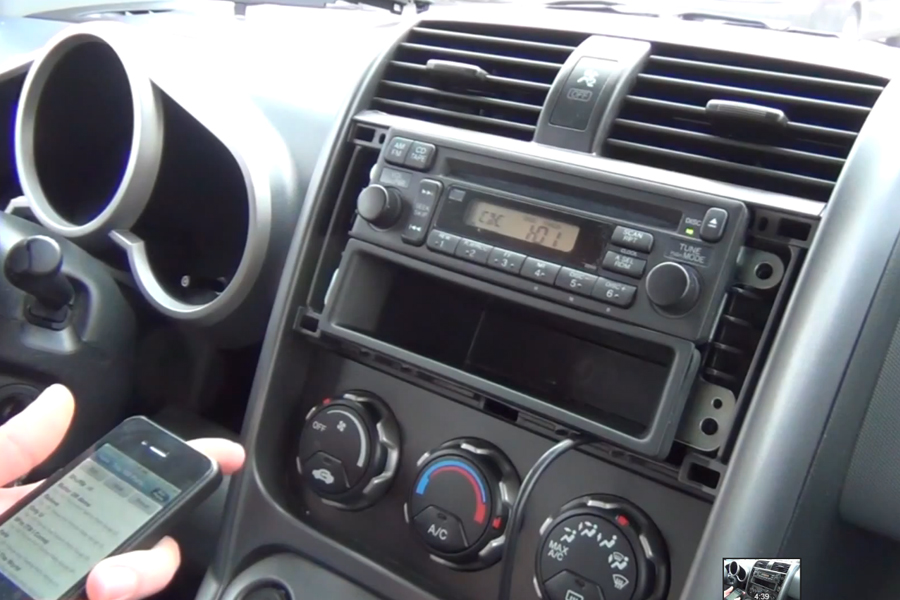 Bluetooth and iPhone/iPod/AUX Kits for Honda Pilot 2006-2008 – GTA Car Kits