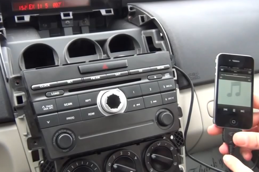 GTA Car Kits – Bluetooth, AUX, iPhone, CarPlay and AndroidAuto